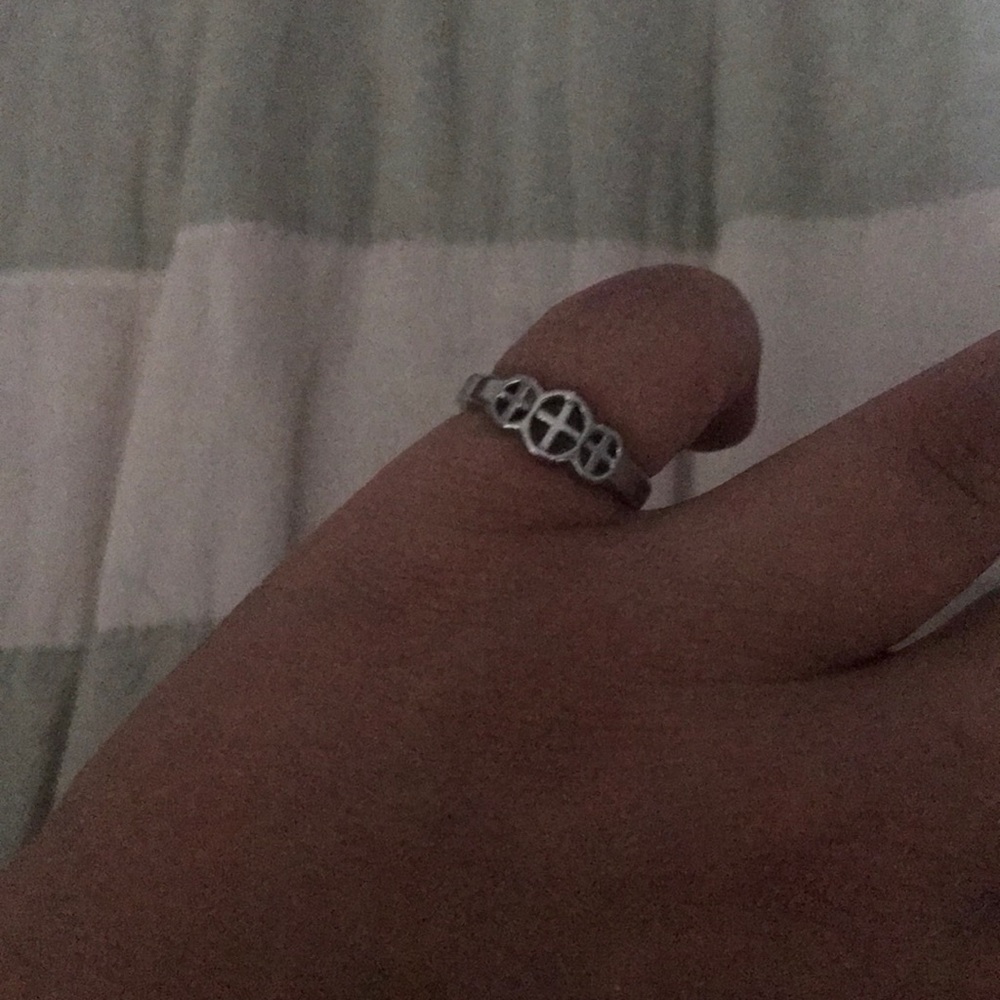 Cross ring